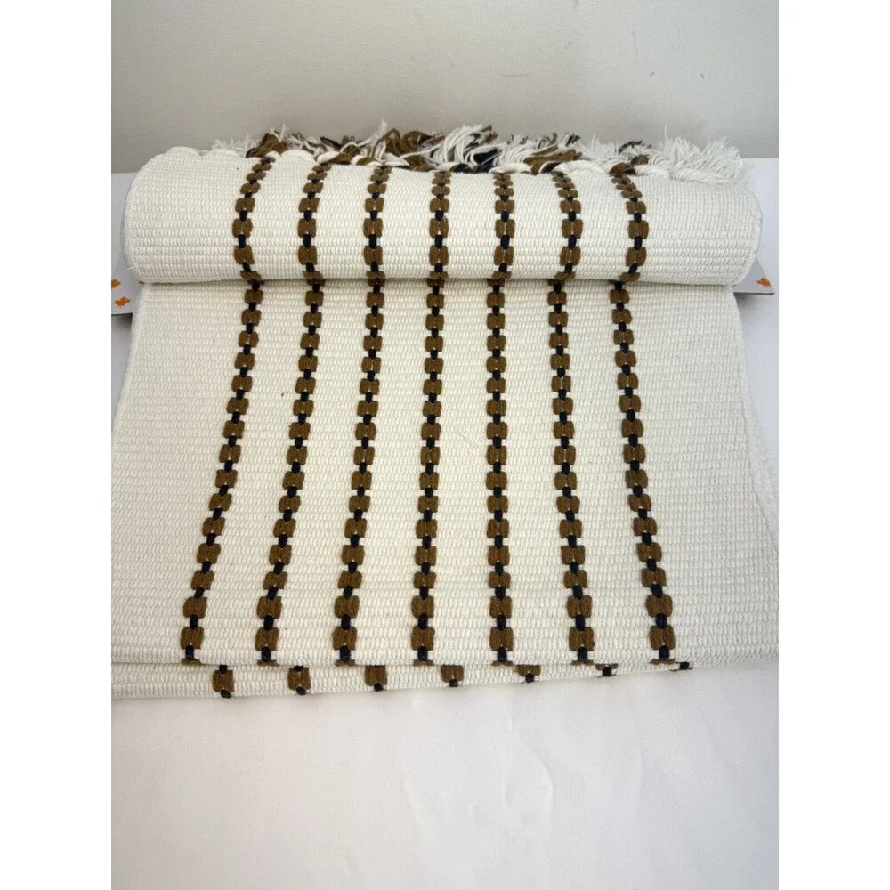 Farmhouse Table Runner Rustic Style Kitchen Deco 71x13 Crochet - Picture 7 of 11